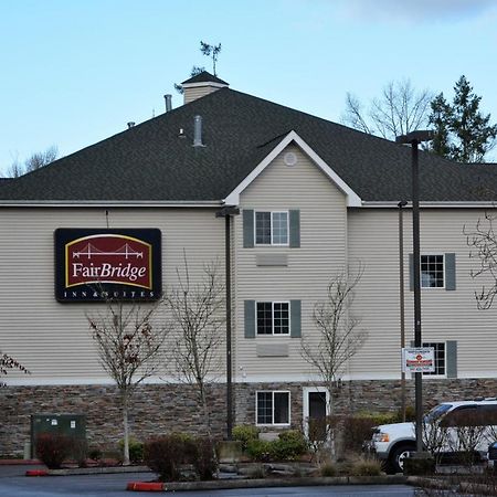 Fairbridge Inn & Suites Dupont Exterior photo